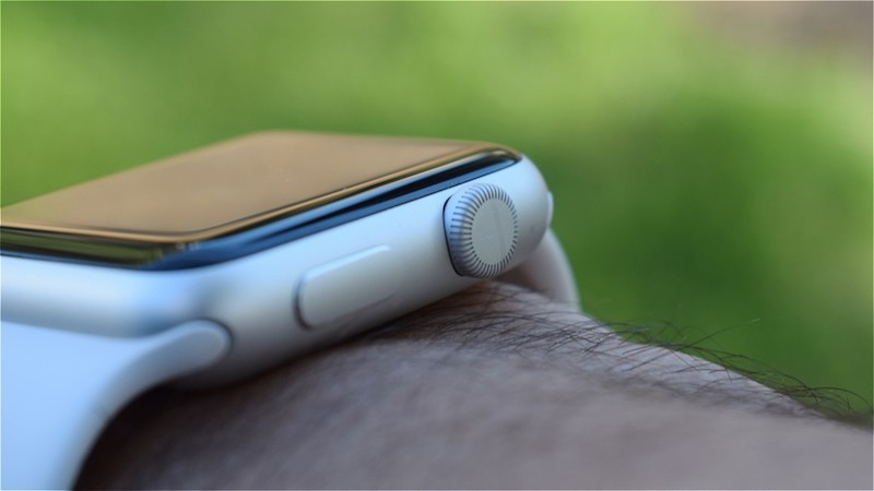 Apple Watch S1, 38mm, viền nhôm, dây cao su màu trắng