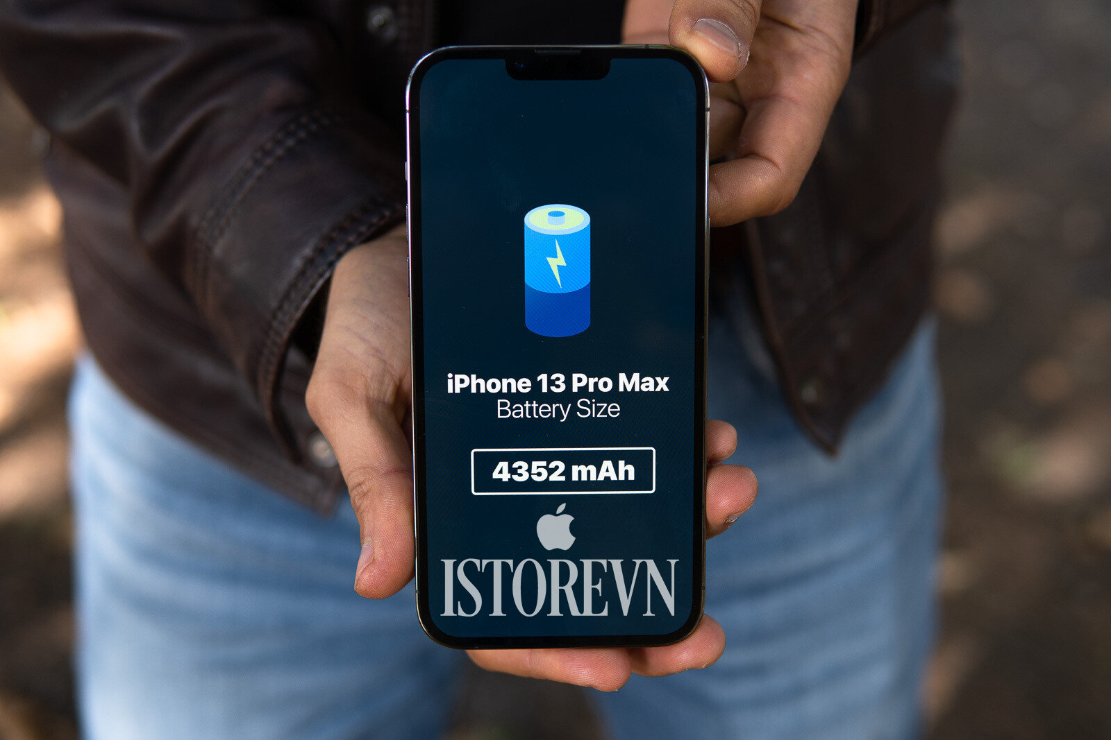 Pin iPhone 13 Pro Max bao nhiêu mAh, pin iPhone 13 Pro Max sạc bao lâu thì  đầy?